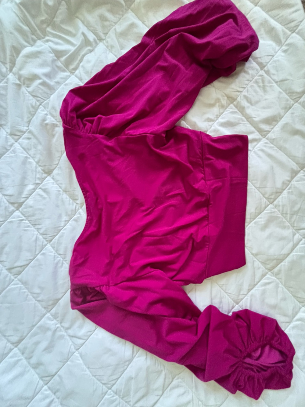 She + Sky Fuchsia Puff Sleeve V-Neck Crop Top - Picture 6 of 8